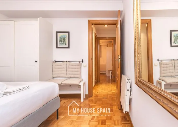 Myhousespain - Piso Amplio En El Centro De Daire